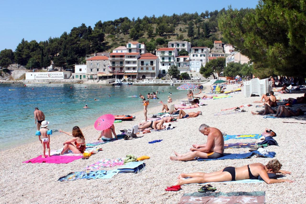 Apartments By The Sea Drvenik Donja Vala, Makarska - 6756 Exterior foto